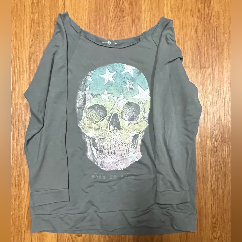 Cropped Skull Long Sleeve